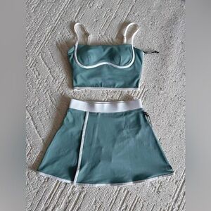 Alo Yoga Sweat suit
